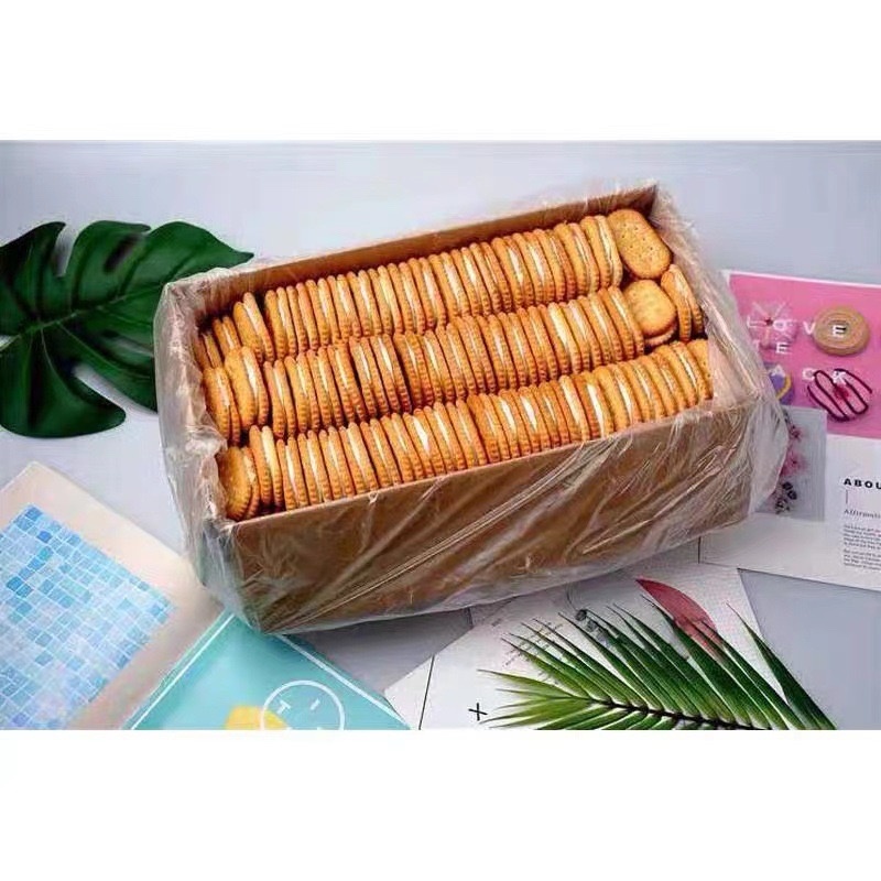 年货夹心饼干批发七斤一箱