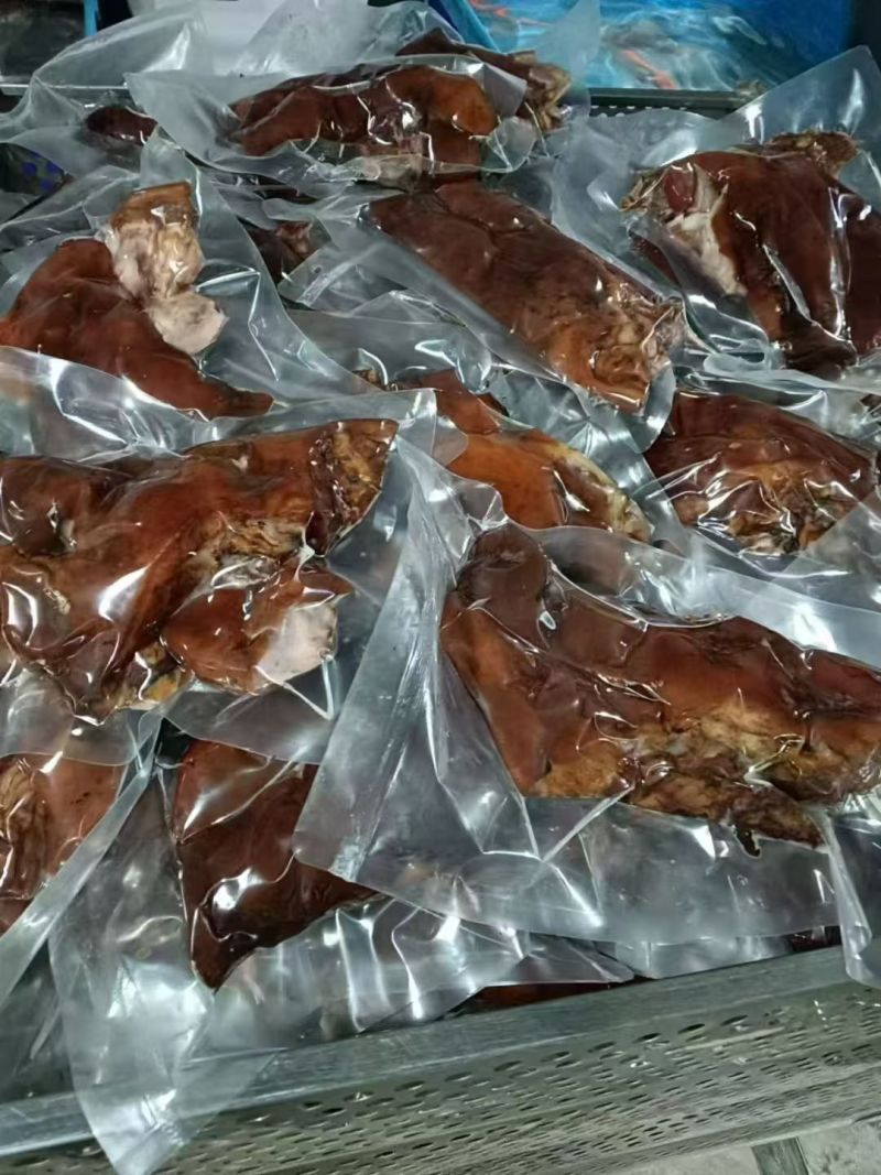 【卤味】酱香猪头