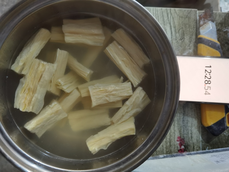 【推荐】黄豆腐竹、针对卤菜店调制新品、货源充足、厂家直供