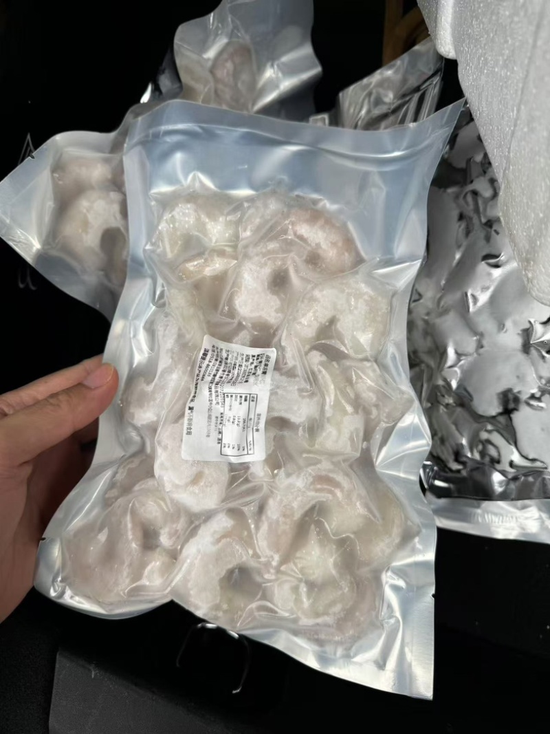 虾仁电商货，一包一斤35冰衣。51～60规格