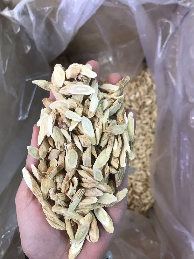 高品质黄芪，价格优惠，一手货源，质量保证