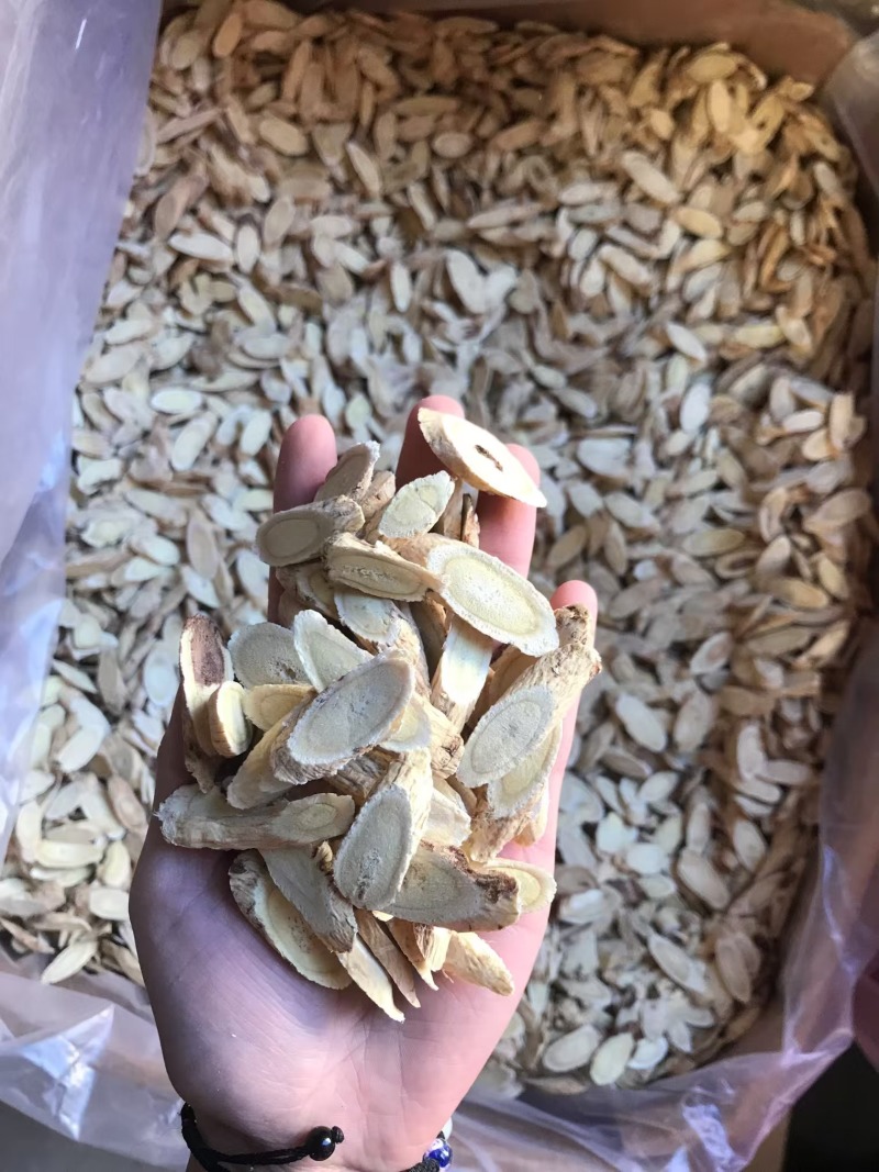 高品质黄芪，价格优惠，一手货源，质量保证