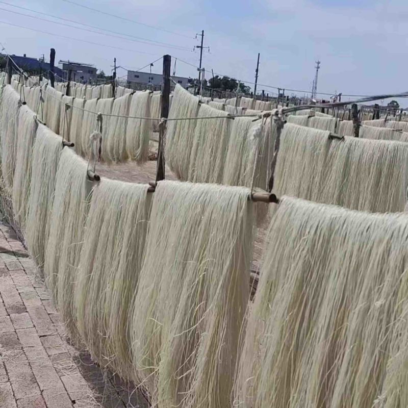 手工纯红薯粉条，规格齐全，产地直发，诚信经营，欢迎联系。