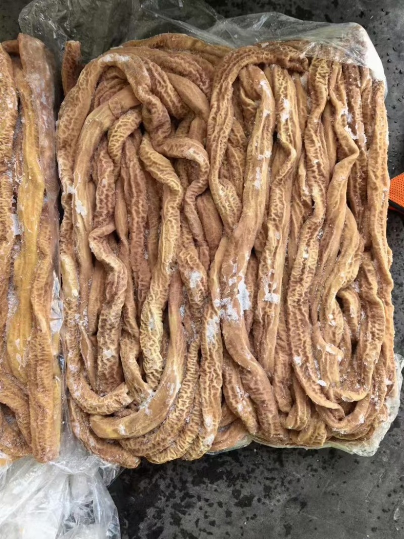 猪预煮小肠，六七成熟