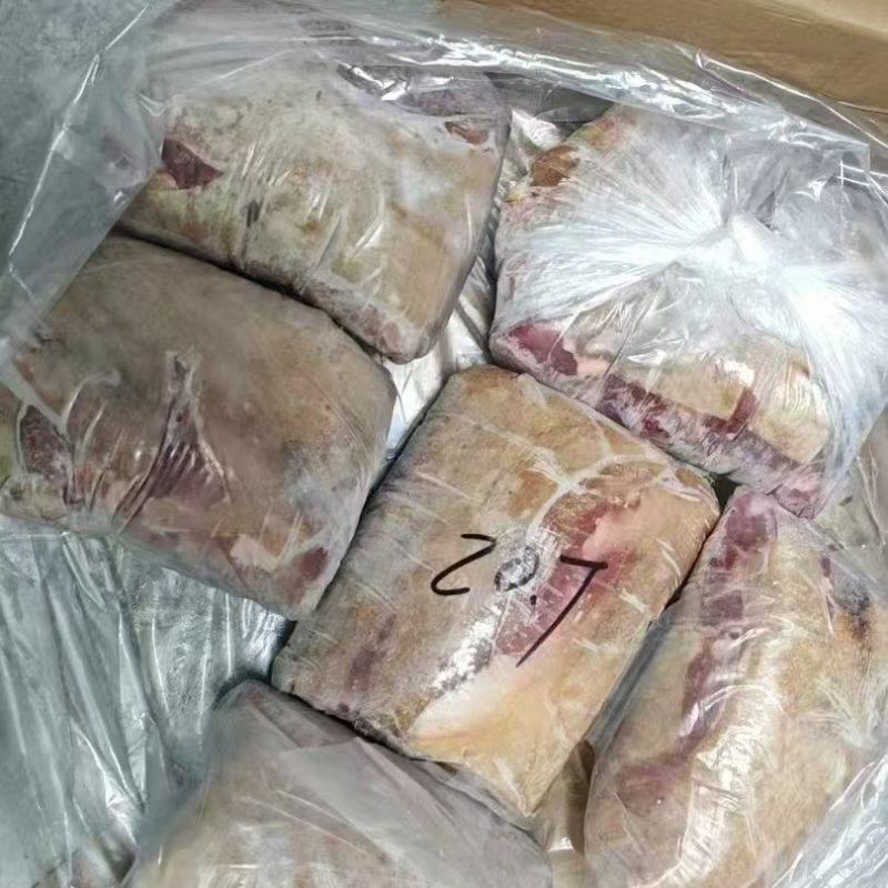 内蒙带皮纯干羊腿肉包