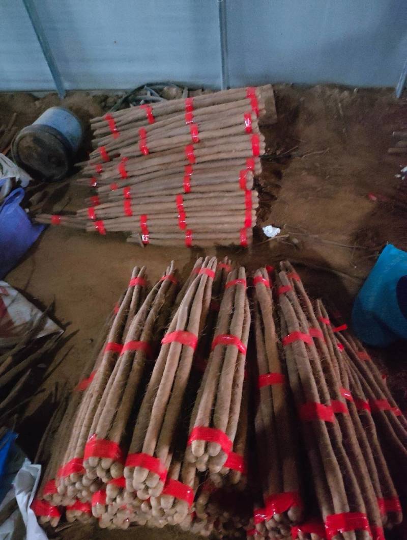 （白玉山药）大量供应，对接全国市场电商超市，货源充足
