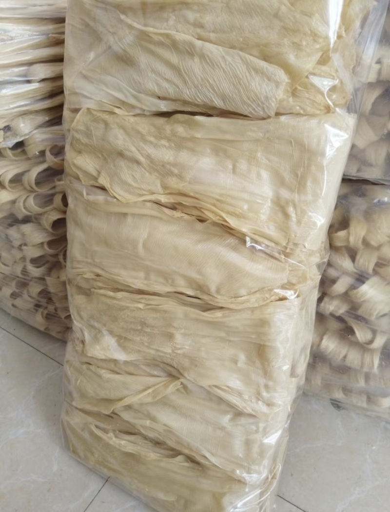 手工柴火腐竹无盐无淀粉，太阳自然照射风干，豆香浓郁