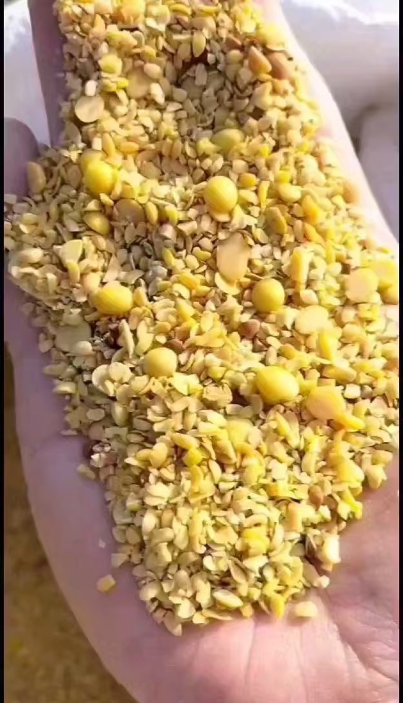 碎豆瓣适用于上地，养殖，榨油压饼