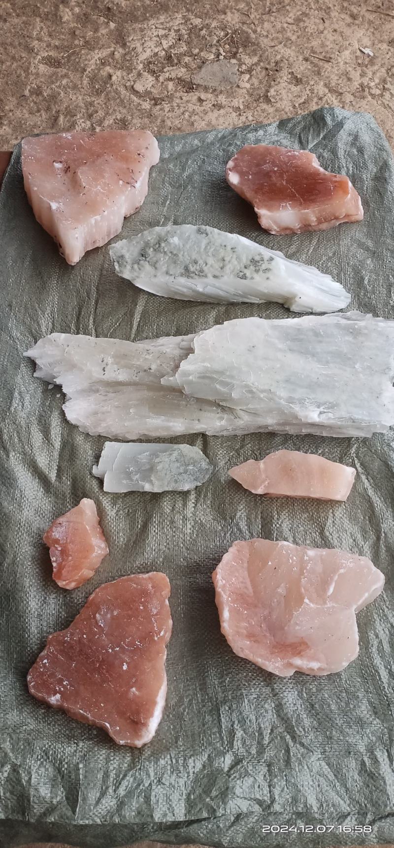 石膏天然石膏统货