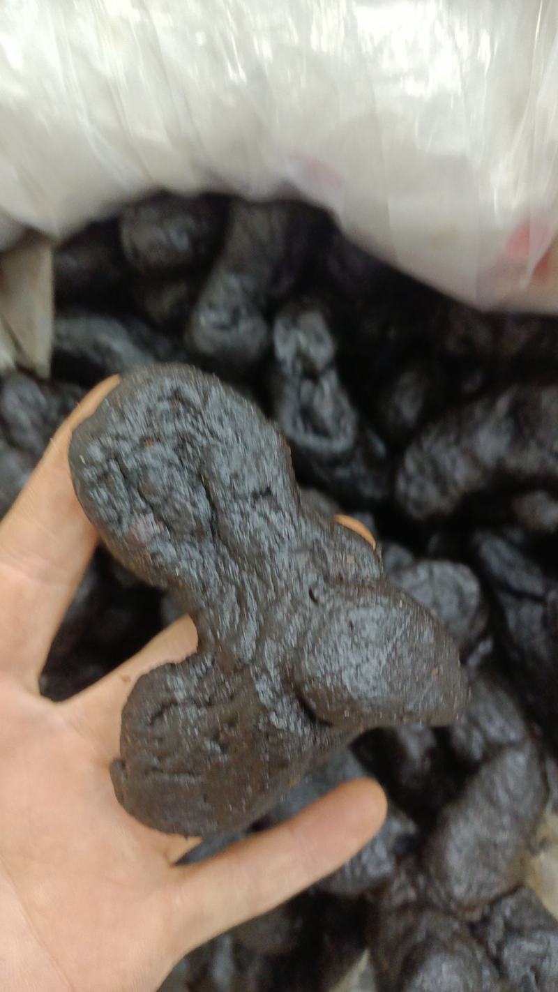黄精生黄精制黄精优质黄精个，九蒸九晒的制黄精