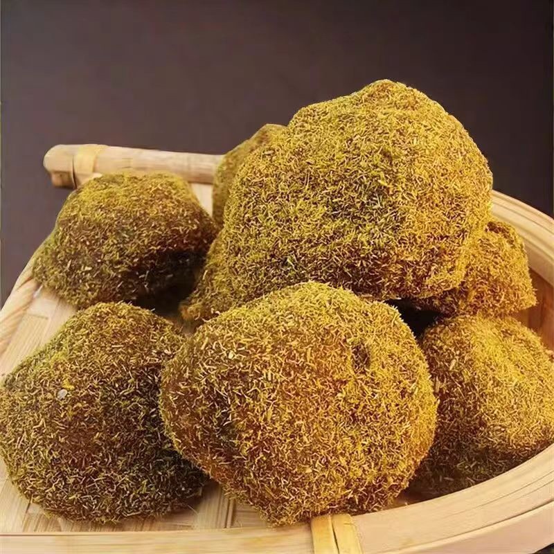 酸枣梅南酸枣甘草粉白砂糖杨梅等制作而成