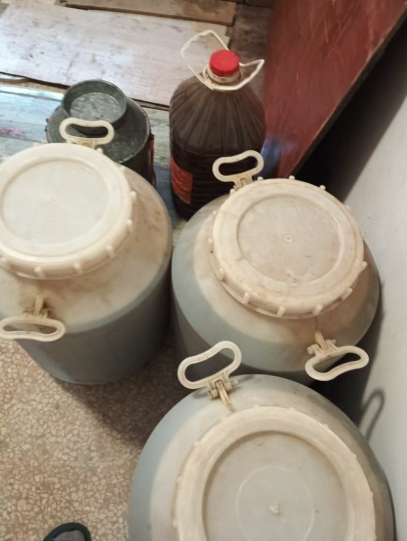 山茶油，自己家加工生产，品质保证，支持视频看货