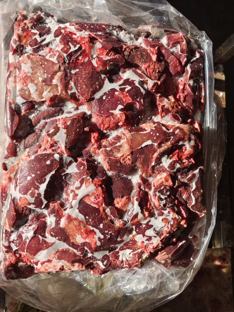 【牛小脸肉】冻牛头缓化剔下来的二次加工产品，一块半斤左右