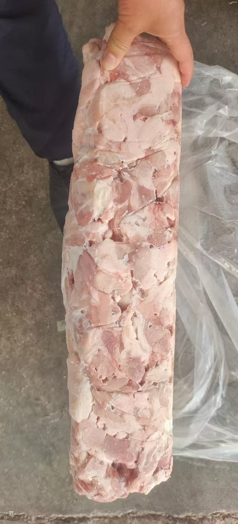 正三七碎肉纯干货灌香肠吨出13000元，一吨