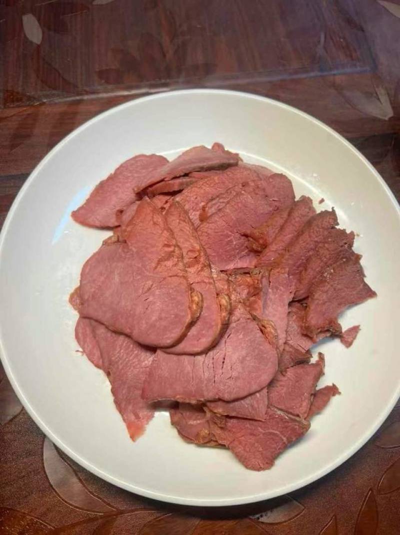 猪肉酱香真空肉一斤