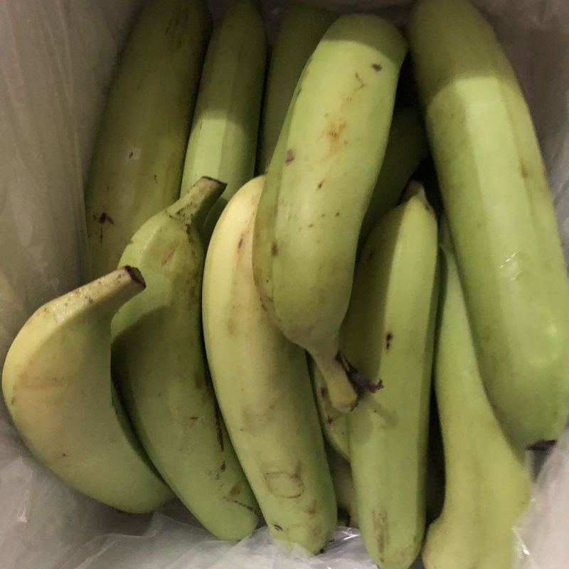 广西单个大果香蕉批发高山特产新鲜青皮当季包邮孕妇特价自然整箱