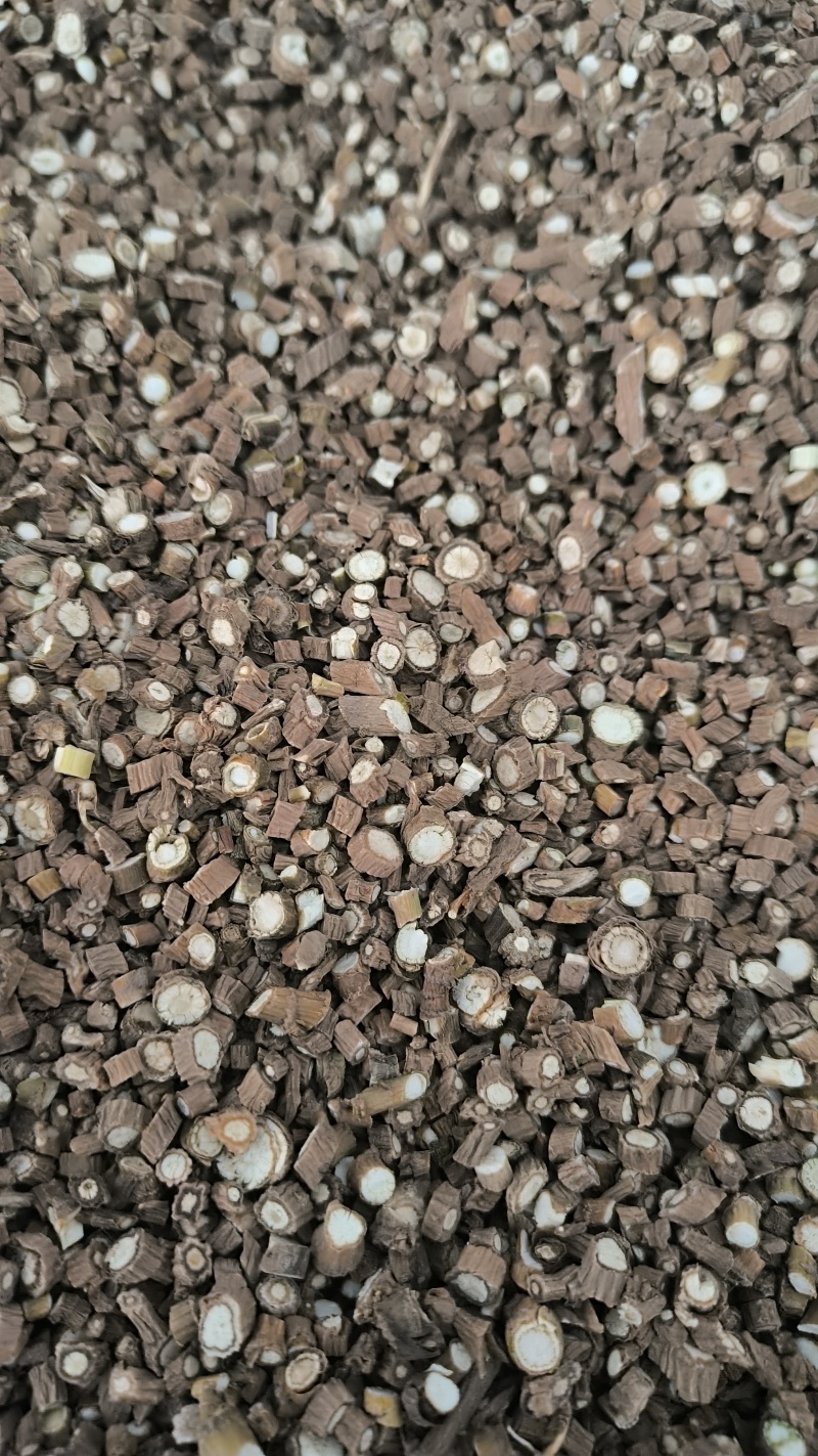 柴胡甘肃薄片柴胡批发各种规格柴胡质量保证量大从优