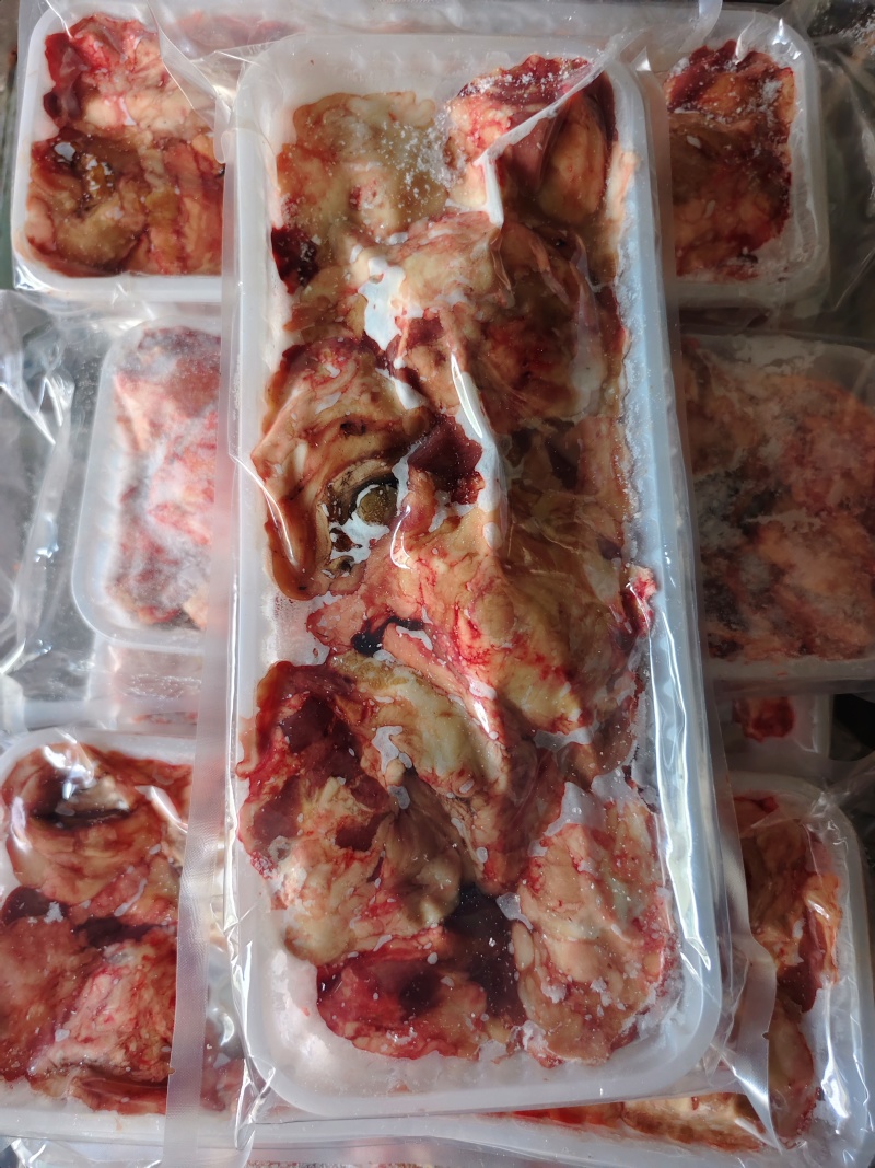 【牛眼睛】当地黄牛的牛眼肉生的，新鲜速冻板装！全国发货