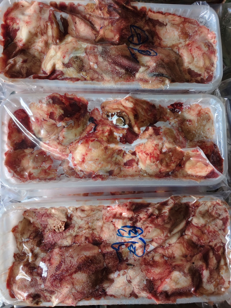 【牛眼睛】当地黄牛的牛眼肉生的，新鲜速冻板装！全国发货