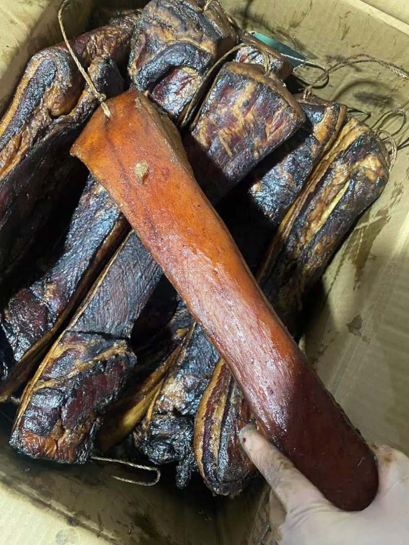 腊肉烟熏五花肉青猪五花肉现货供应