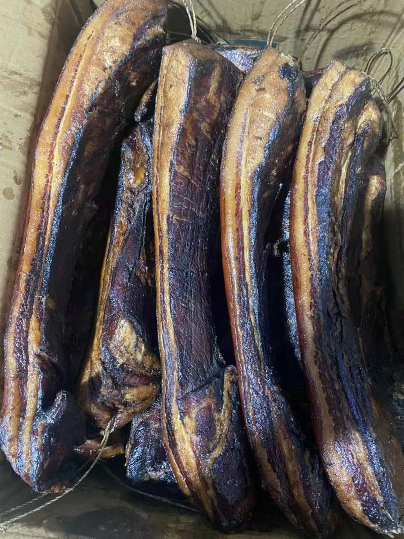 腊肉烟熏五花肉青猪五花肉现货供应