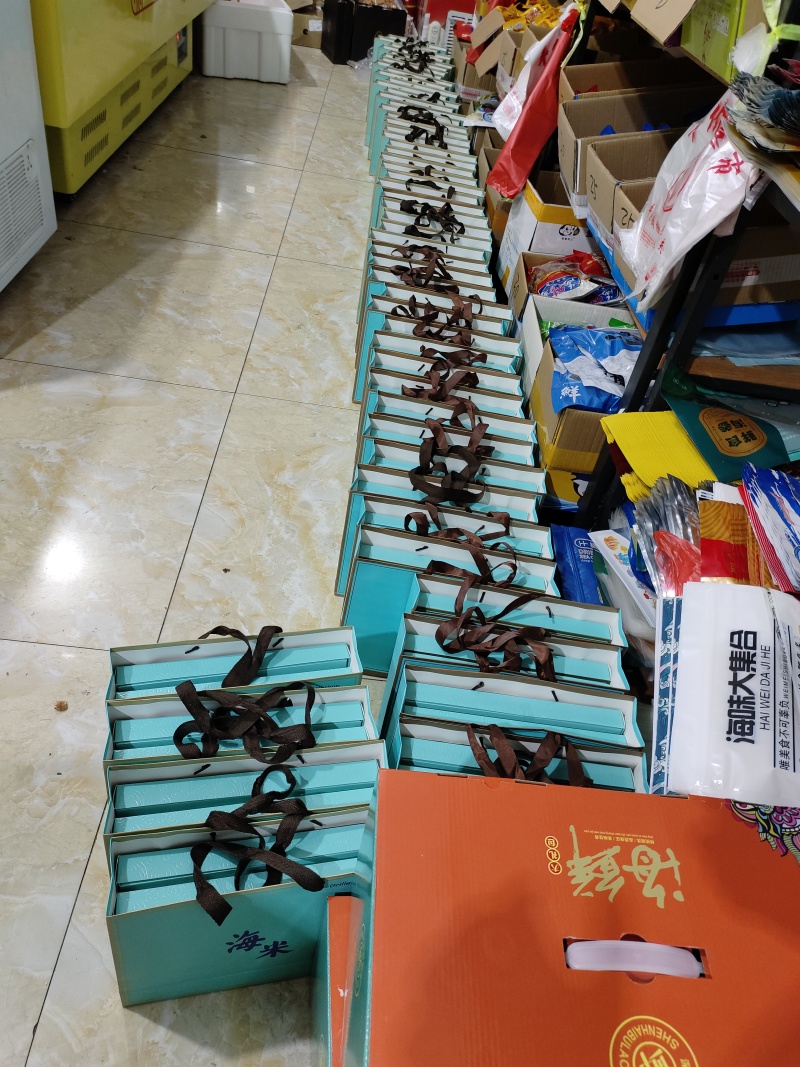 精美烤虾礼盒净重一斤装竹节虾两盒+一手提袋为一套，一斤装