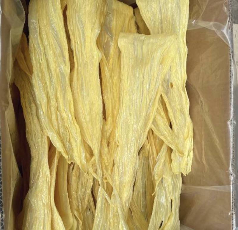 桂平市新鲜手工腐竹，无盐无淀粉，营养丰富，口感滑嫩。