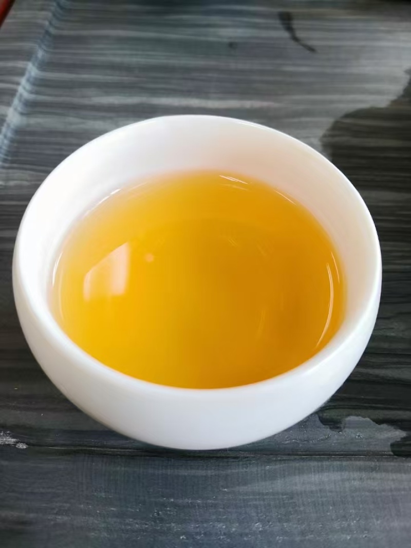 水仙、茶苗，基地直发，诚信经营，欢迎订购