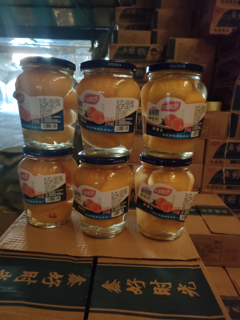 各种水果罐头