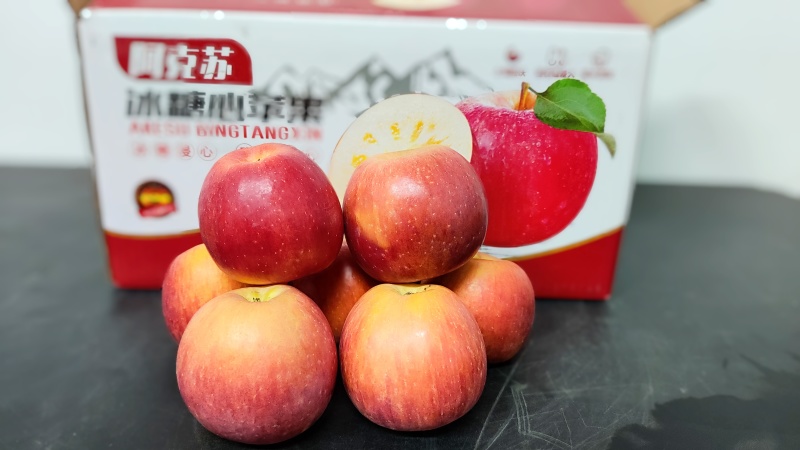 阿克苏冰糖心苹果，货在扶风县