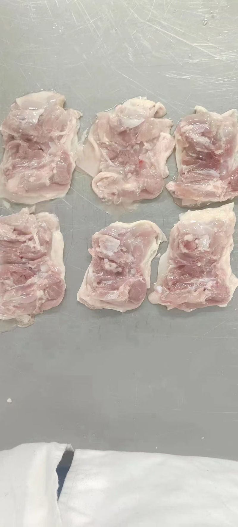 隆泰乇乇肉6吨7.8月份的货，全出便宜出