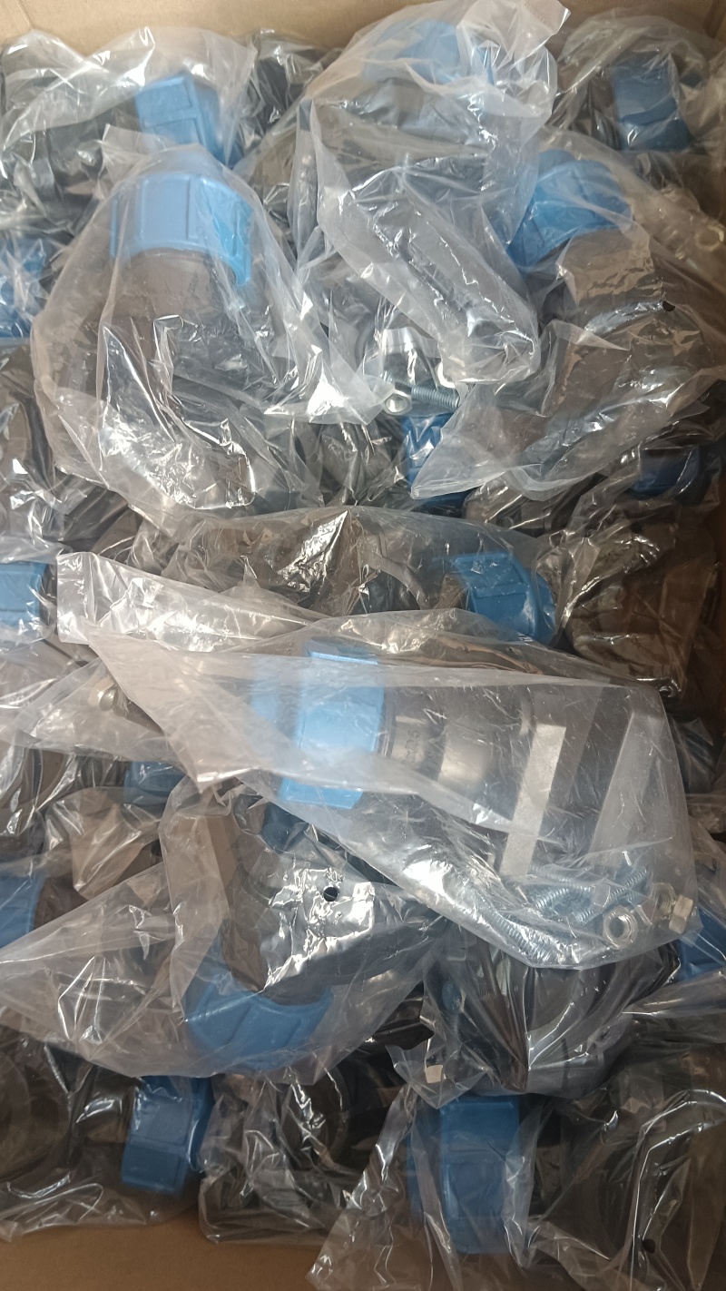 快接代三通四通pe管件增口鞍座灌溉喷灌滴灌专用