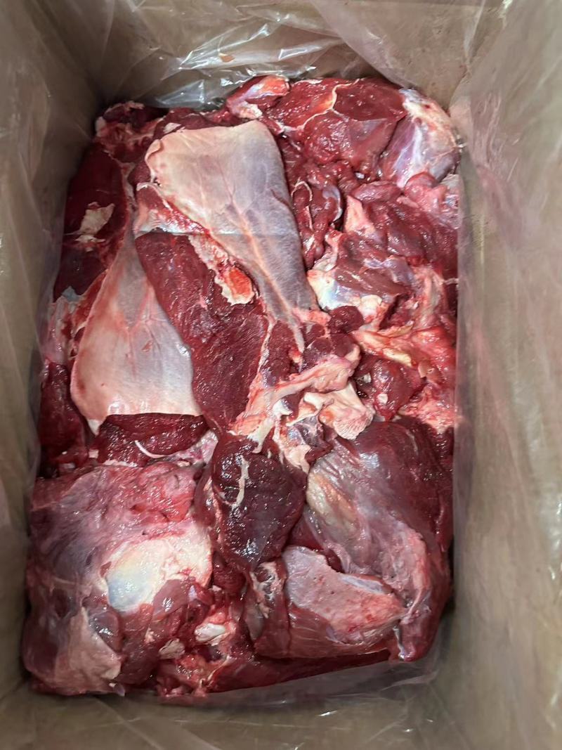 纯干牛肉，货源充足，全国发货，手续齐全，需要的老板联系。