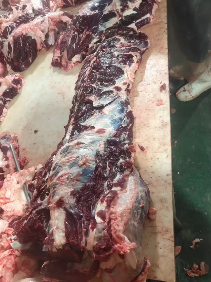 纯干牛肉不打水，价美物廉，肉色纯正源头厂家