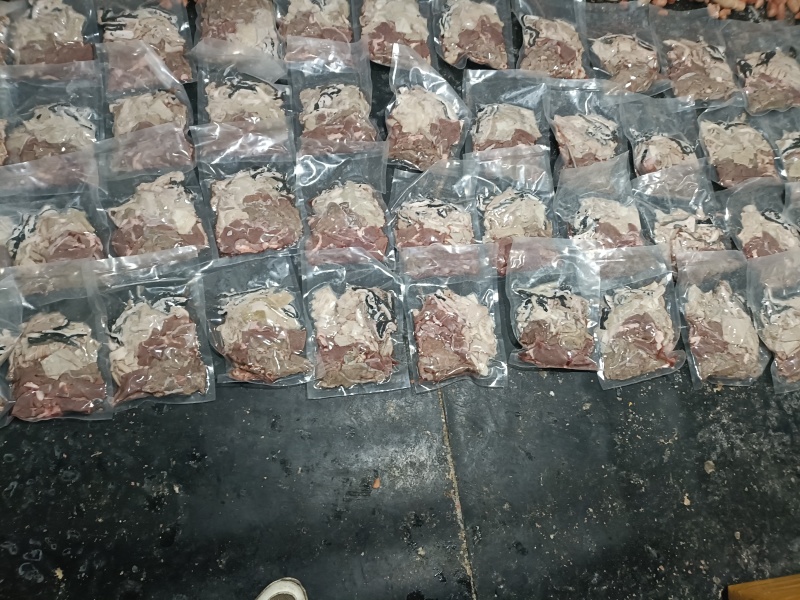 牛杂成分牛肚大肠小肠伞肚碗口牛心牛肺一斤一袋