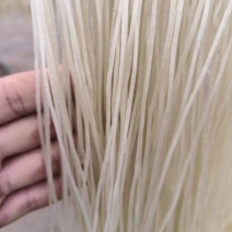 纯手工制作粉条，口感滑爽，健康美味，家庭必备，快来尝鲜！