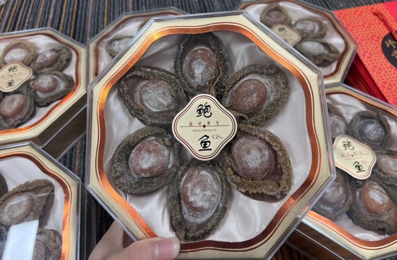 南非鲍鱼青鲍鱼溏心陈年老鲍批发价送礼鲍鱼