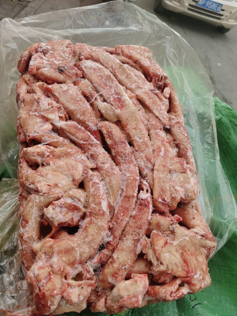 牛心管国产牛黄喉精修去油，肥肥的厚厚的精品牛心管