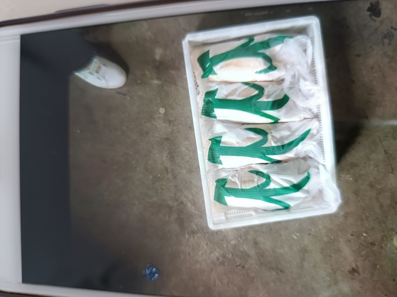万燕精品鹅（烧鹅）