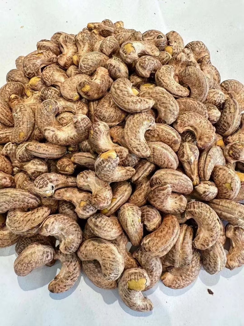 紫衣熟腰果生腰果W240虎皮带衣盐焗熟腰果A170新货