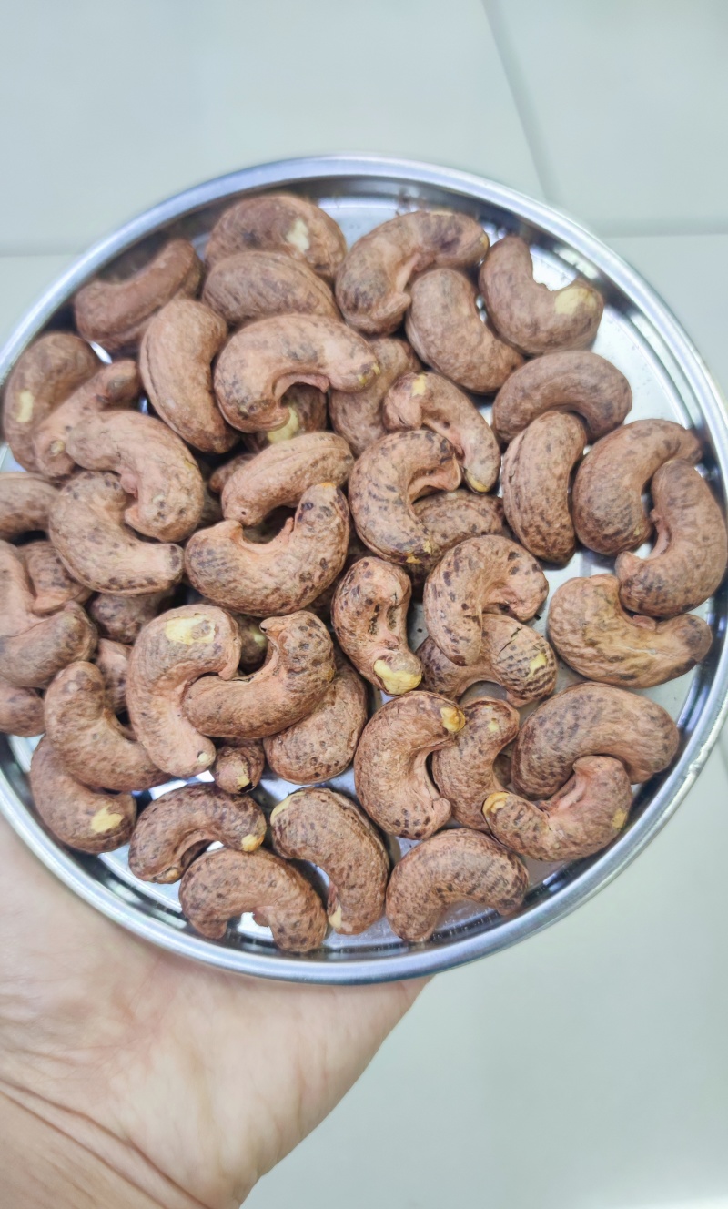 紫衣熟腰果生腰果W240虎皮带衣盐焗熟腰果A170新货