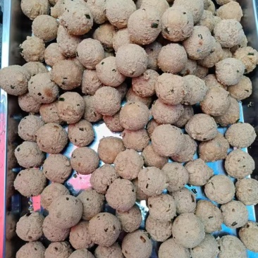 柴火酸汤豆腐圆子