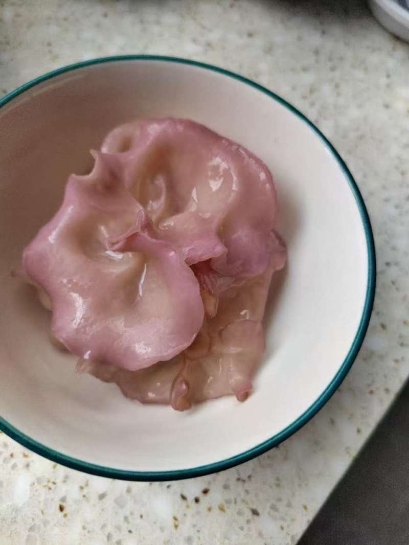 各种木耳齐全，一件都是60斤