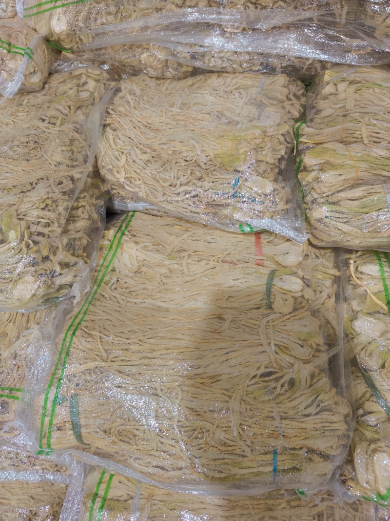 加工条云南自然风干萝卜干白萝卜条加工厂萝卜条酱菜萝卜条