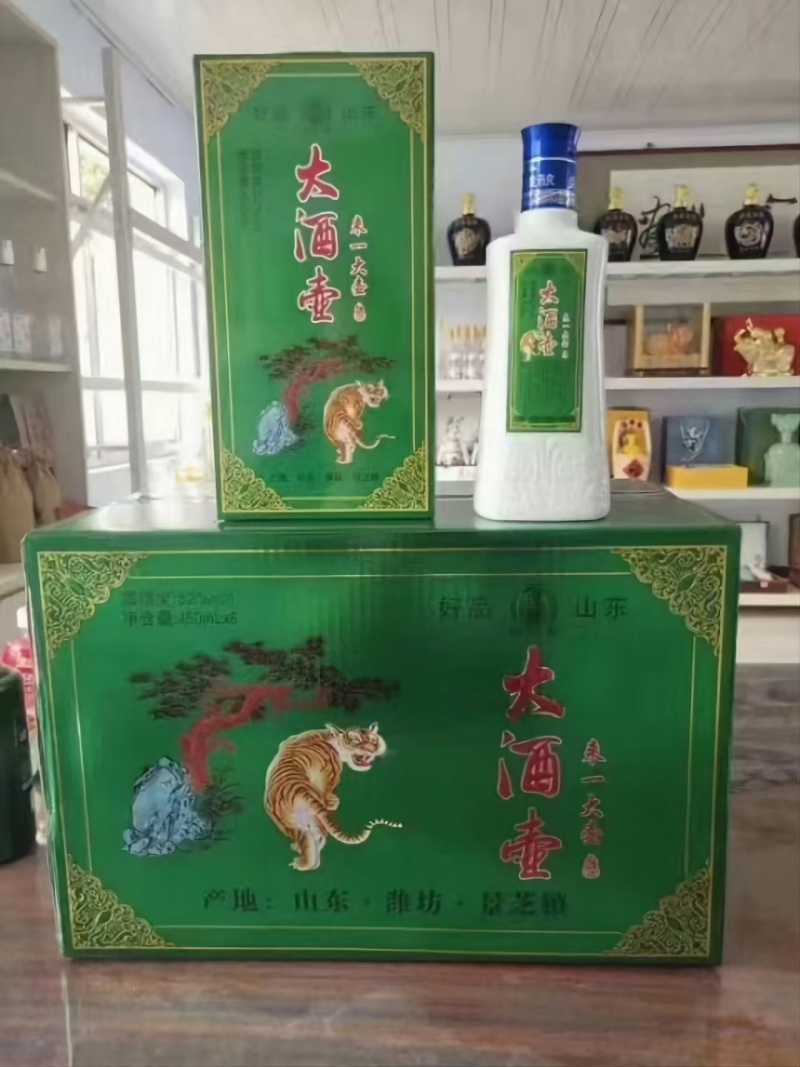 山东景芝白酒浓香型52度1×6