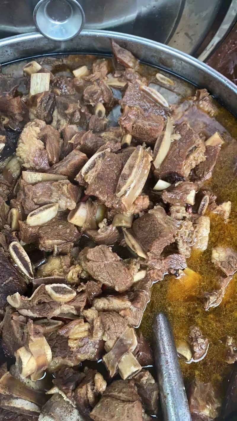 牛肋排边
