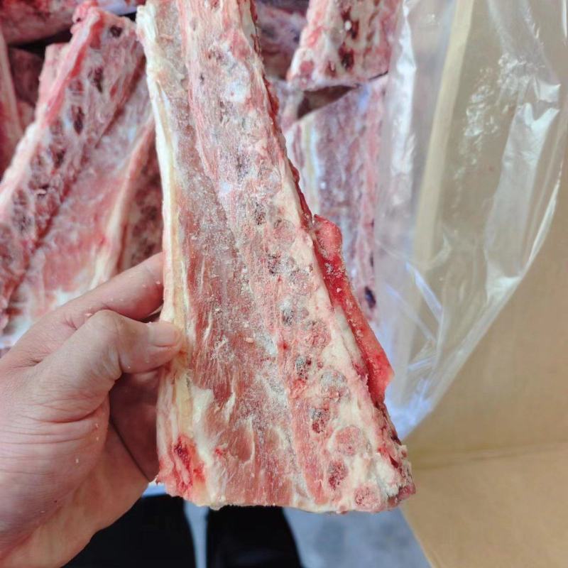 特价羊脊骨也叫羊刀片骨，超低福利价4.9元一斤