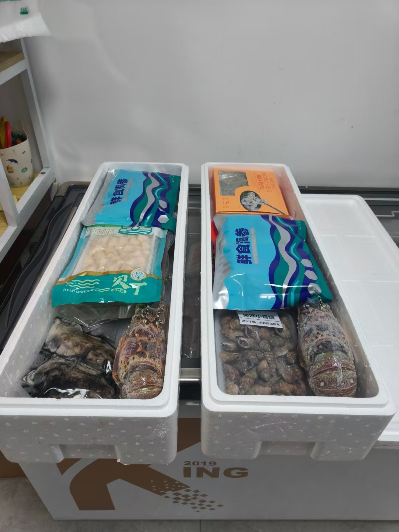 各种海鲜大礼包送礼佳品，重货捆绑式落地，完好无损，欢迎订购