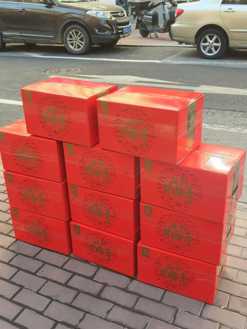 各种海鲜大礼包送礼佳品，重货捆绑式落地，完好无损，欢迎订购