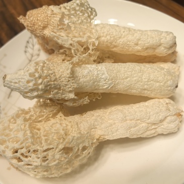 贵州红托竹荪产地直发量大从优干货蘑菇
